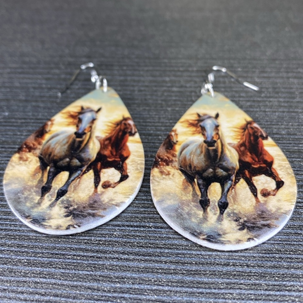 Brown/White Horse Wooden Drop Swing Earrings Fashion Boho Earrings